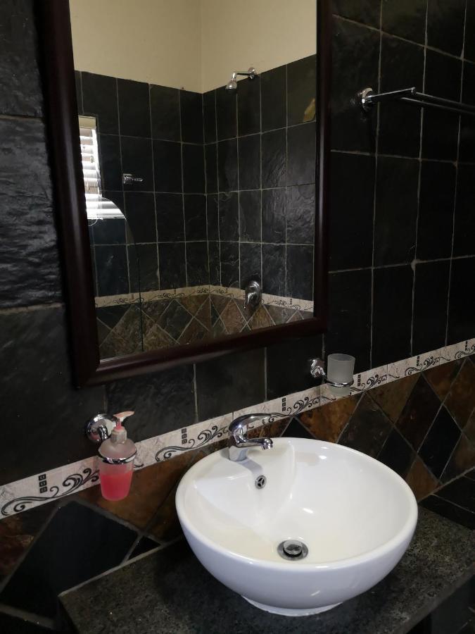 Lifestyle Corner Guesthouse Musina Eksteriør bilde